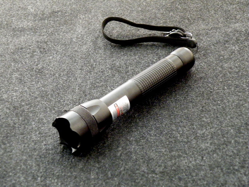 300mw Green Laser glare flashlight for outdoor -- With Pulsating mode